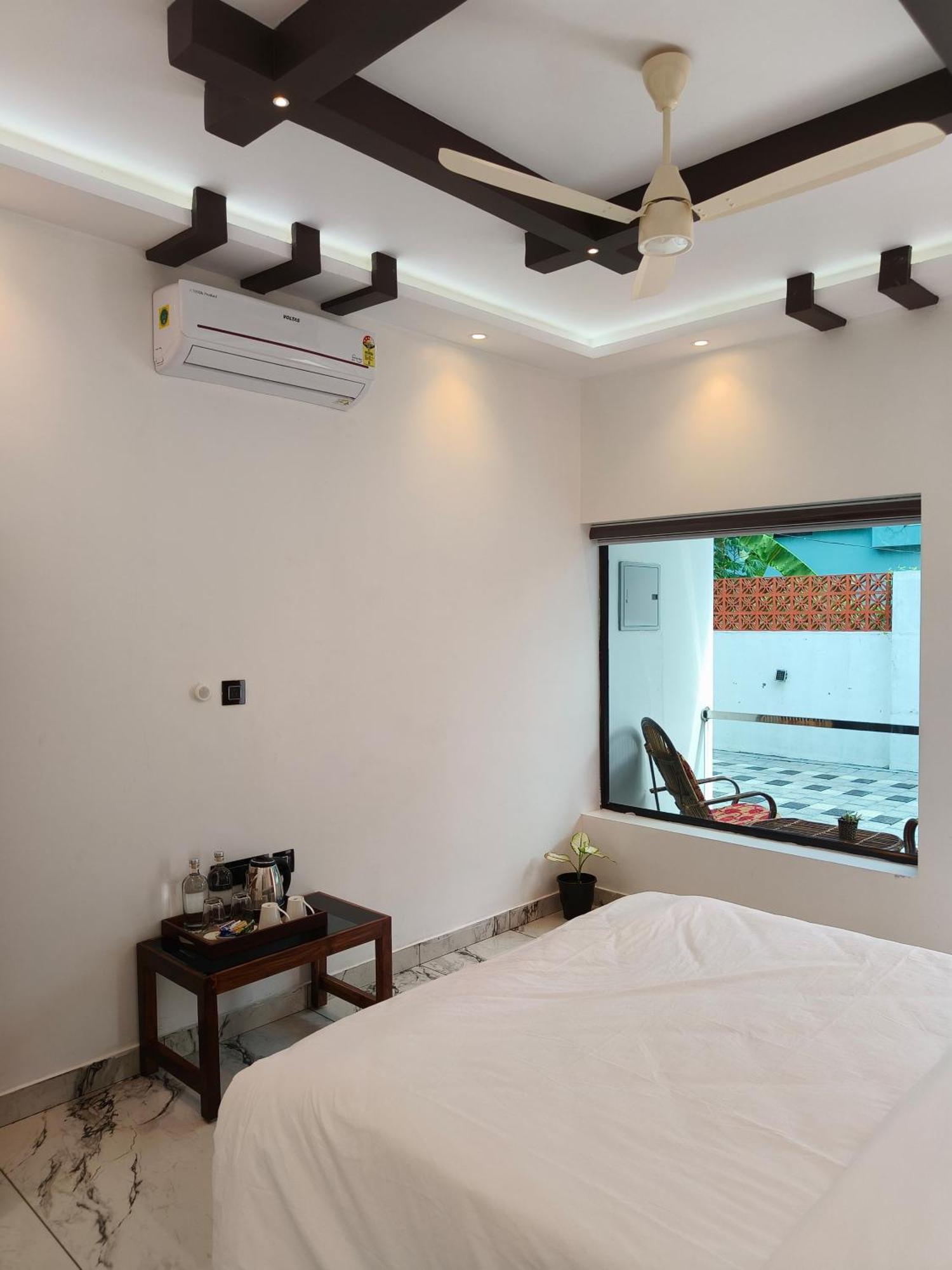 Wavealokam Beach Retreat Varkala Ngoại thất bức ảnh