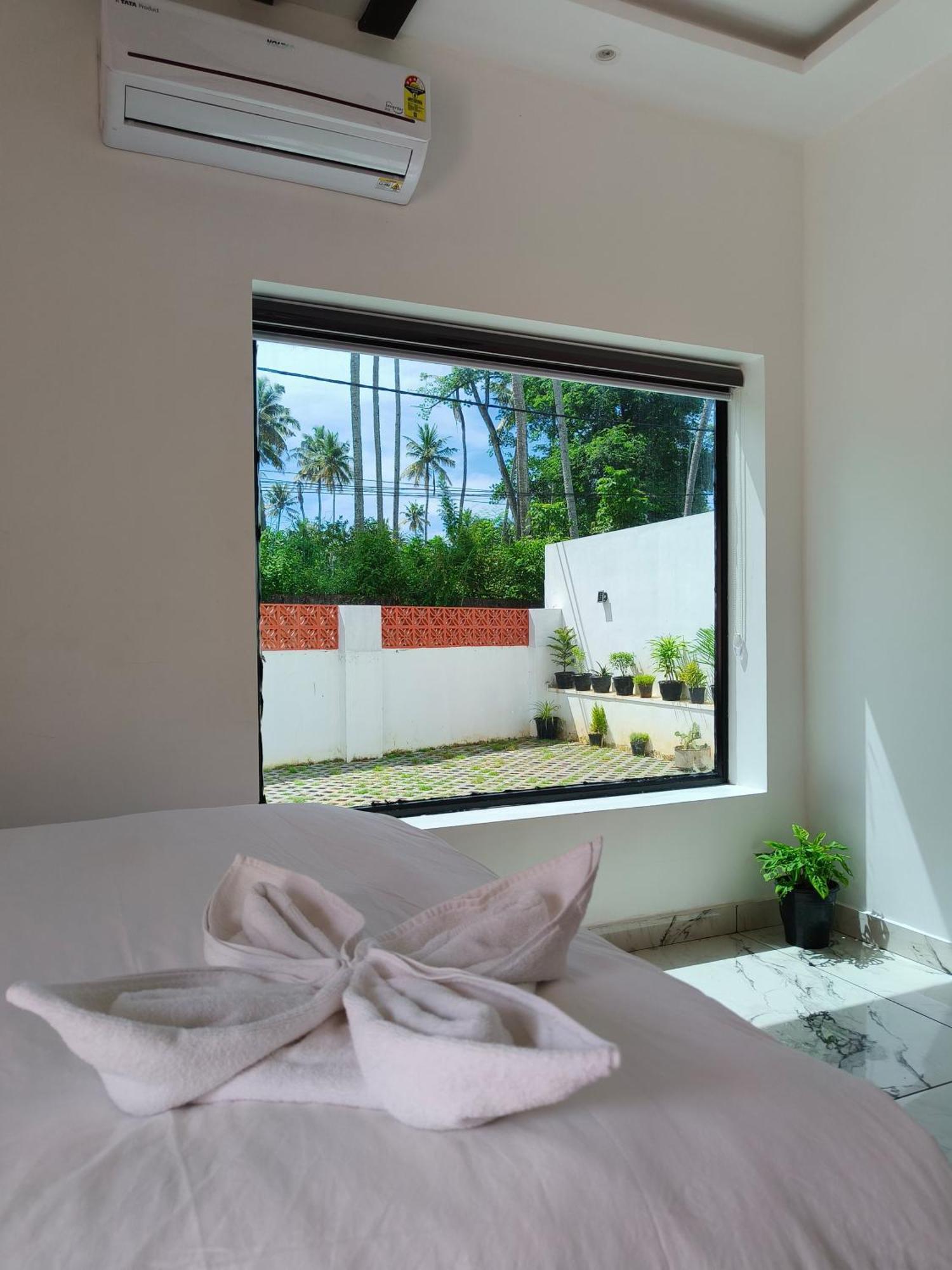 Wavealokam Beach Retreat Varkala Ngoại thất bức ảnh